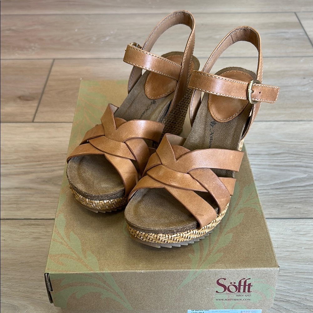 Women's Tan Leather Sandals